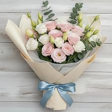 Букет цветов из:  Лизиантусы в Стремилово