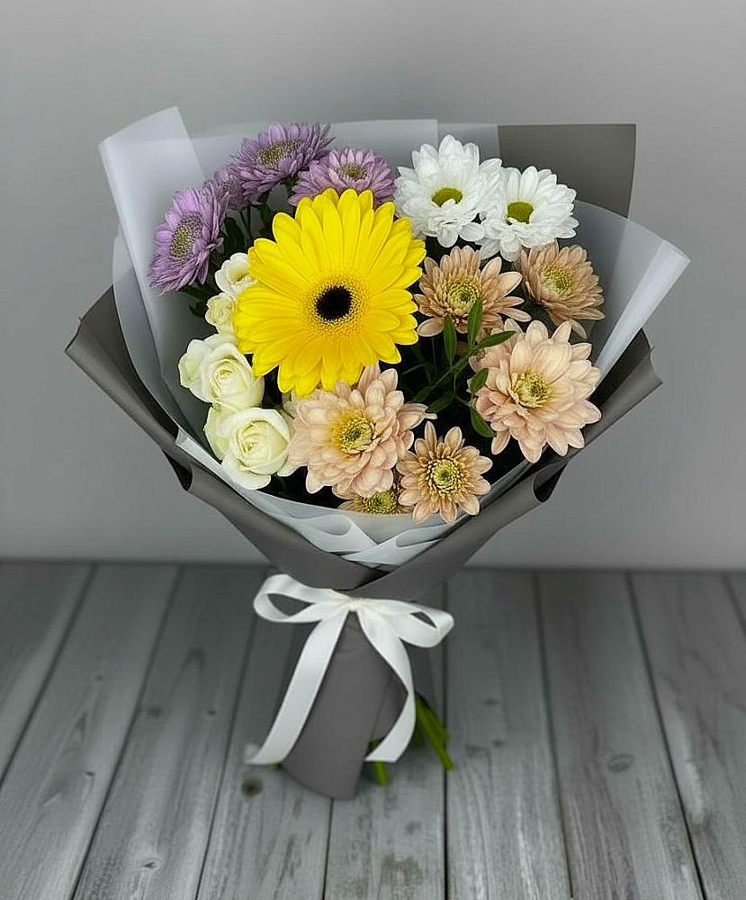 Букет цветов из: Розы, Герберы и Хризантемы в Стремилово