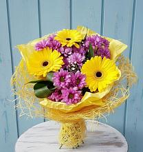 Букет цветов из:  Хризантемы и Герберы в Стремилово