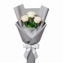 Букет 3 белые розы в Стремилово