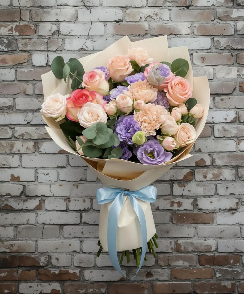 Букет цветов из: Розы, Лизиантусы и Гвоздики в Стремилово